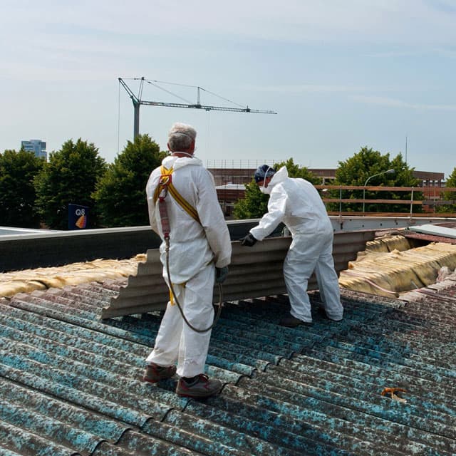 Empresa autorizada para retirar amianto en Pontevedra y Ourense